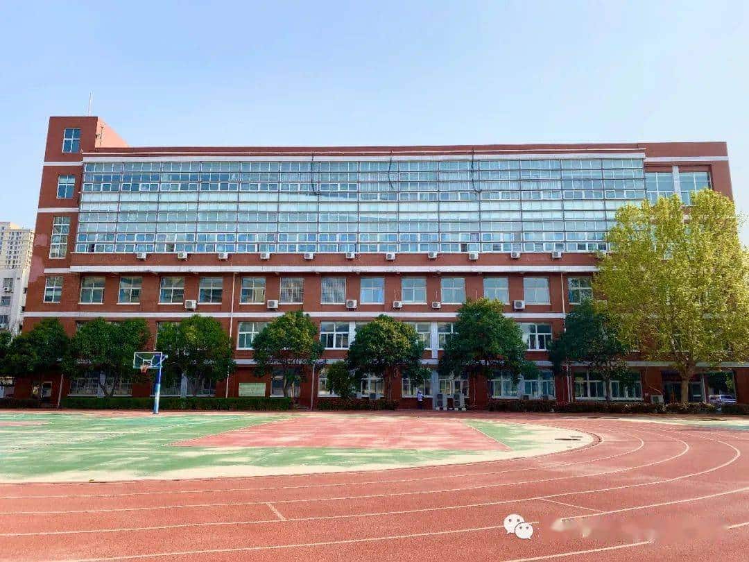 郑州树人中学