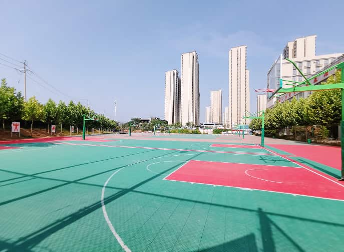 郑州市基石中学