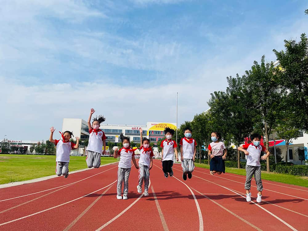 郑州航空港区实验学校