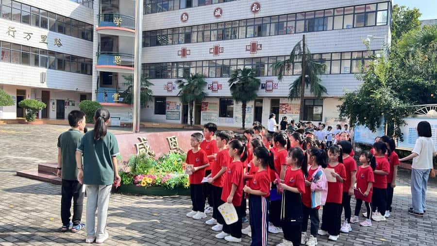 郑州市二七区春晖小学