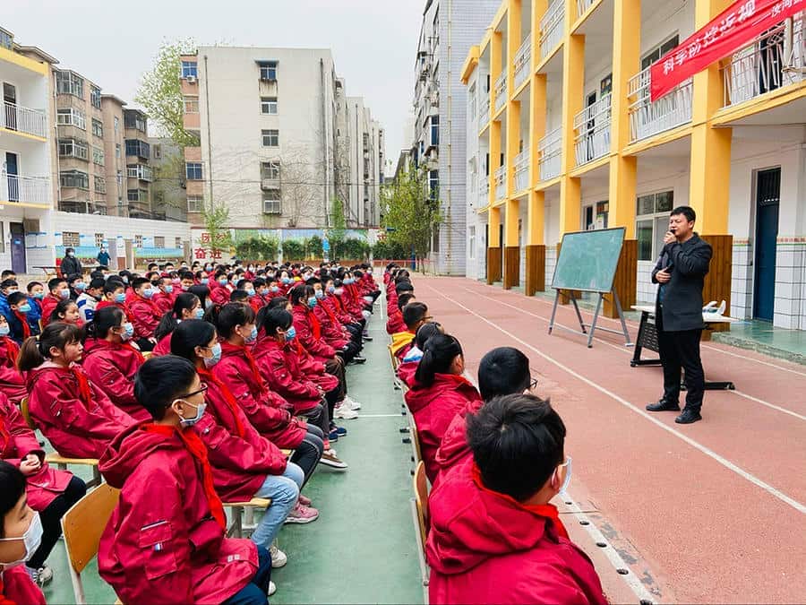 郑州市二七区汝河路小学