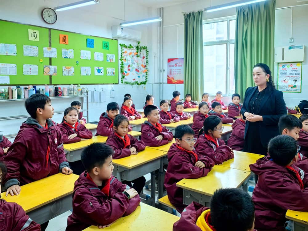 郑州高新技术产业开发区莲花街小学