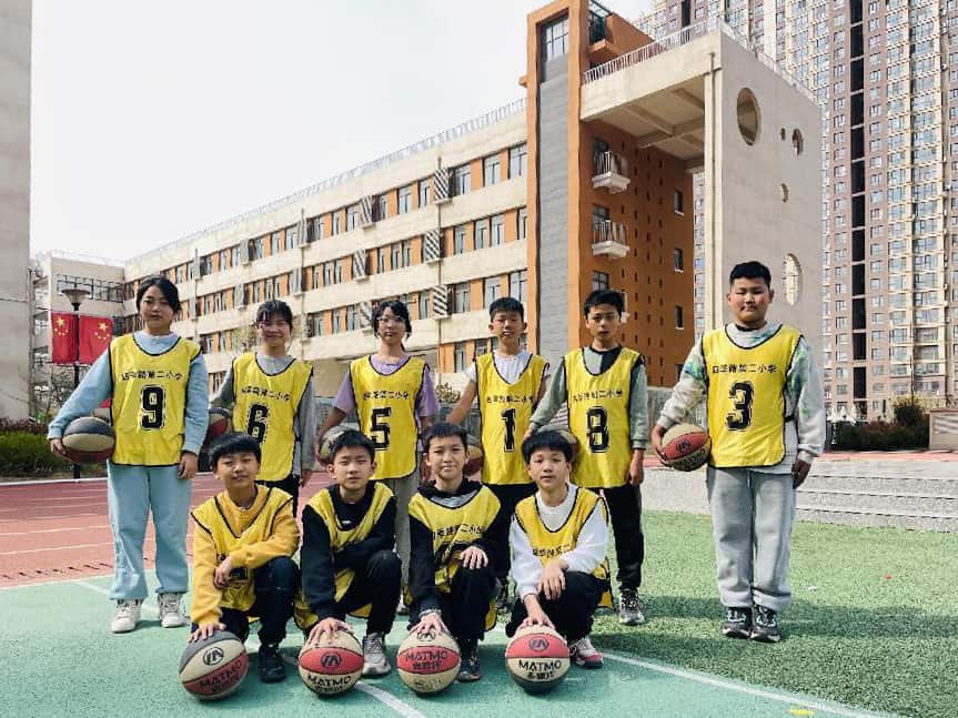郑州市二七区四季路第二小学