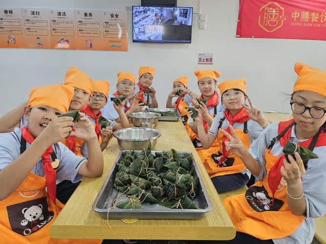 郑州市二七区陇海中路小学