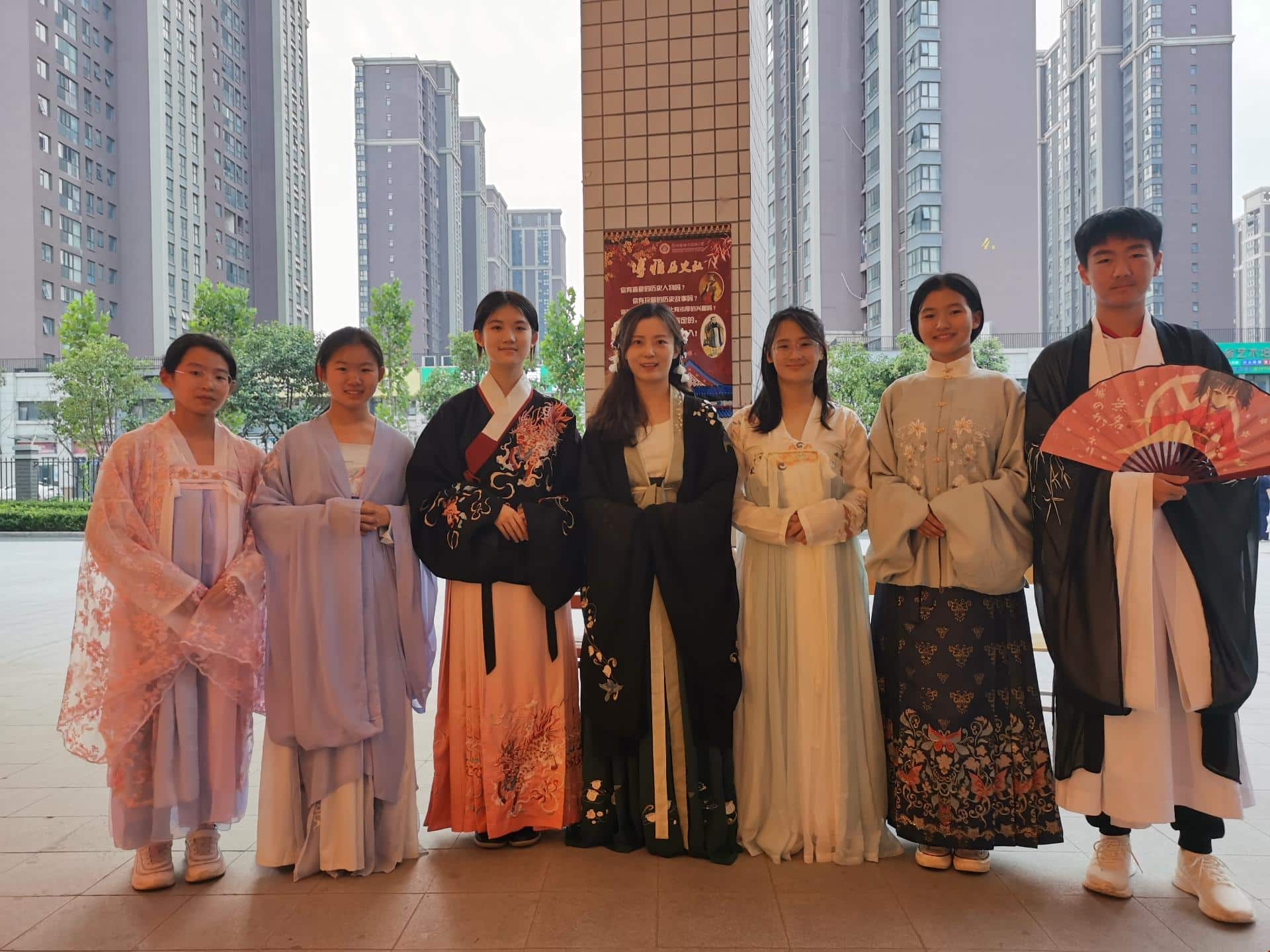 郑州实验外国语学校