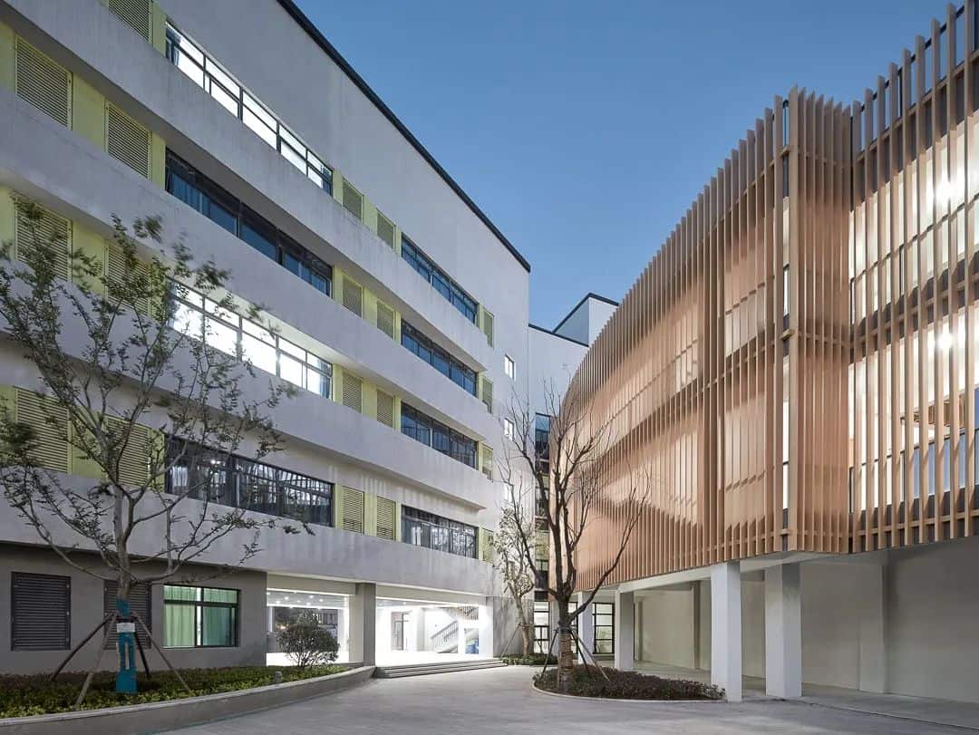 郑州小升初民办初中必看学校郑州市二七区绿地爱华学校