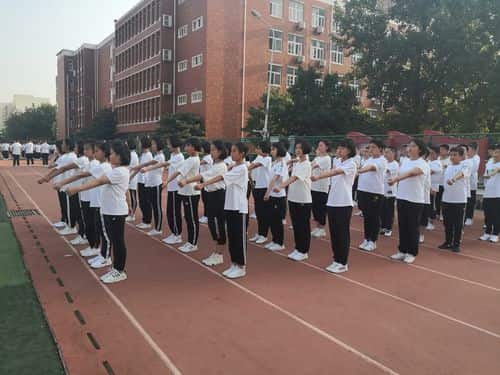 河南省实验文博学校