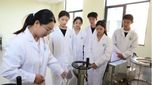 郑州树青医学中等专业学校