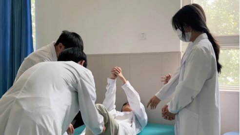 郑州树青医学中等专业学校